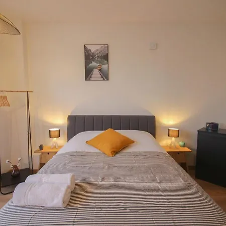 Centre - And Functional W/ View ליל