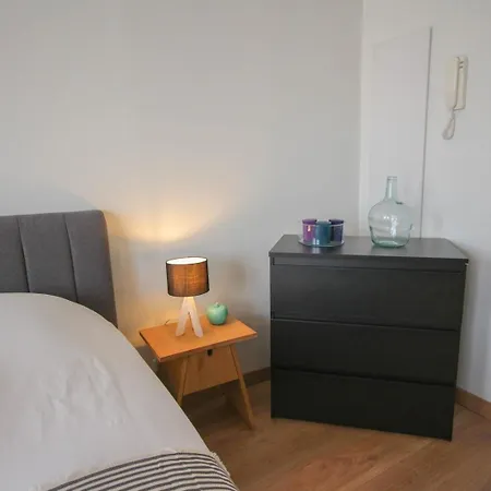 Centre - And Functional W/ View *